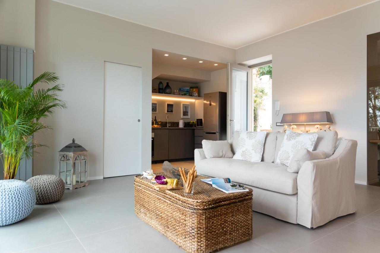 Nesos Suite By Domusicily Mondello Exterior photo